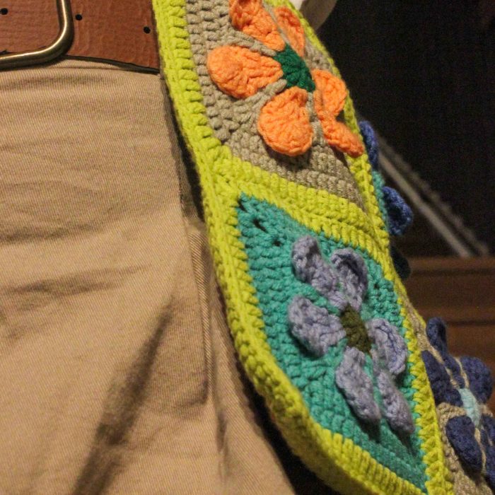 Renkli Çiçek Motifli Yazlık Örgü Çanta – Image 7