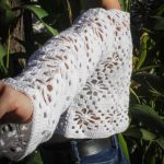 Uzun Kollu El Örgüsü Beyaz File Bluz – Rahat ve Nefes Alan Tasarım - Image 5