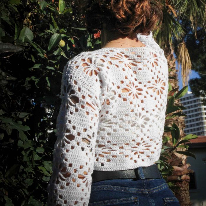 Uzun Kollu El Örgüsü Beyaz File Bluz – Rahat ve Nefes Alan Tasarım - Image 3