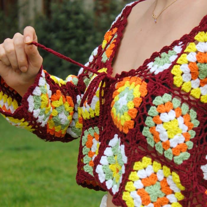 Granny Motif El Örgüsü Hırka – Uzun Kollu, Renkli ve Özgün - Görsel 3