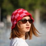 Damalı Renkli Bucket Şapka – Unisex, Pembe ve Kırmızı — изображение 2