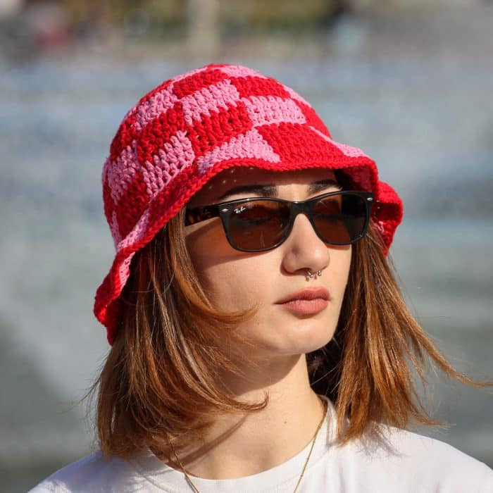 Damalı Renkli  Bucket Şapka – Unisex, Pembe ve Kırmızı — изображение 5