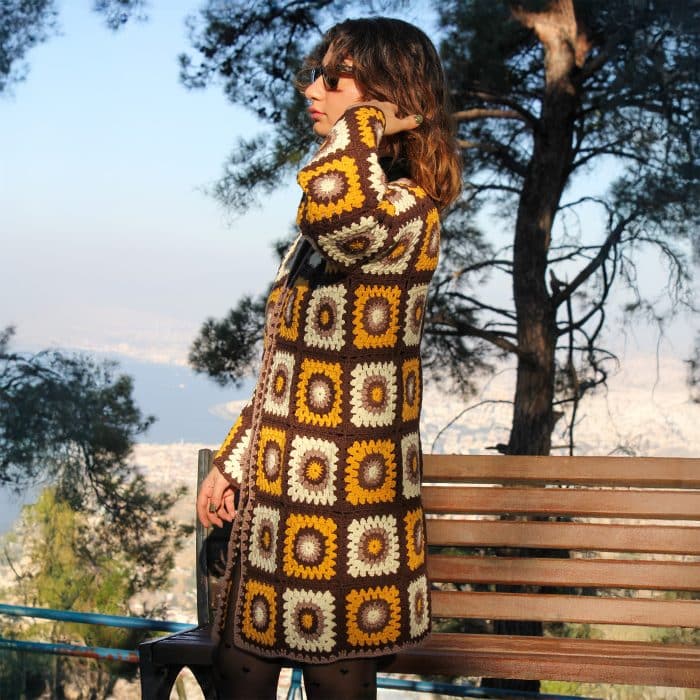 İkonik Patchwork Motif Uzun Hırka | 30 Saat El Emeği – Bild 2