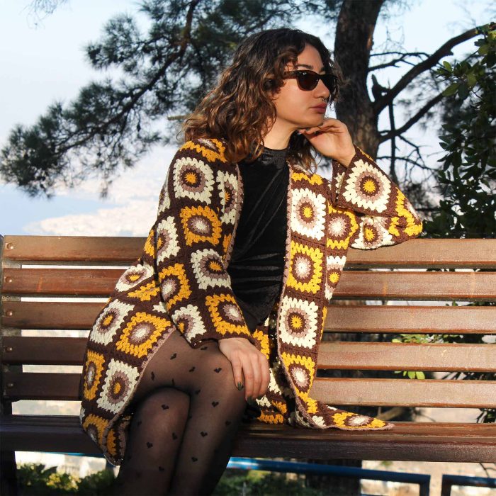 İkonik Patchwork Motif Uzun Hırka | 30 Saat El Emeği – Bild 5