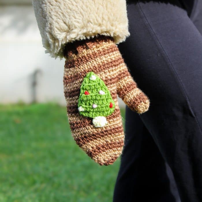 Yılbaşı Temalı Eldiven – Çam Ağacı & Noel Çelengi - Görsel 2