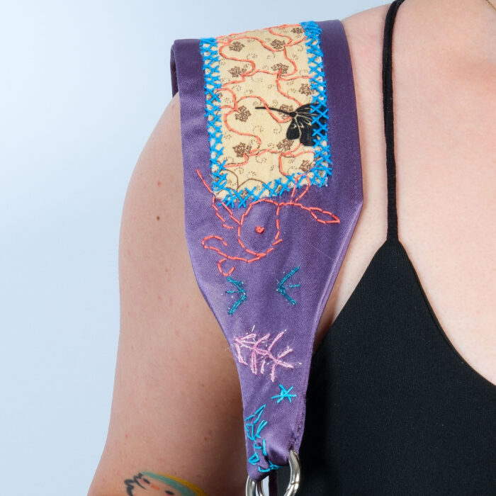 Mor Patchwork Omuz Çantası – %100 Upcycled - Görsel 10