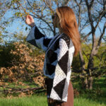 Siyah Beyaz Mozaik Üçgen Desenli Hırka - Görsel 8