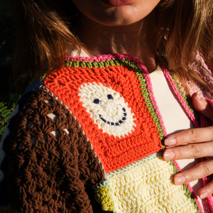 Neşeli Kareler Örgü Hırka - Görsel 12