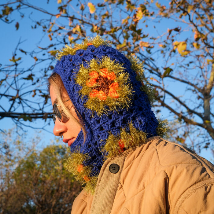 Çiçek Desenli Püsküllü Balaklava – Image 6